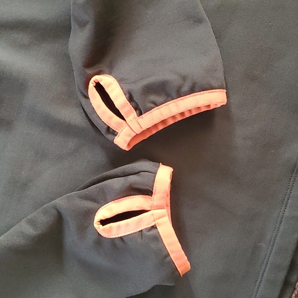 PINK Victoria's Secret Long Sleeve - Picture 6 of 10